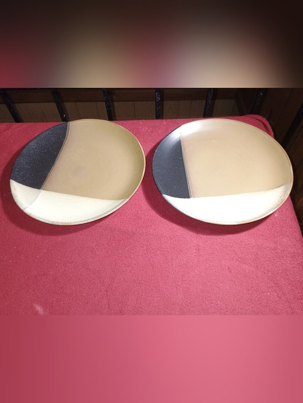 Set of 2 SANGO gold dust black 10 3/4 dinner plates